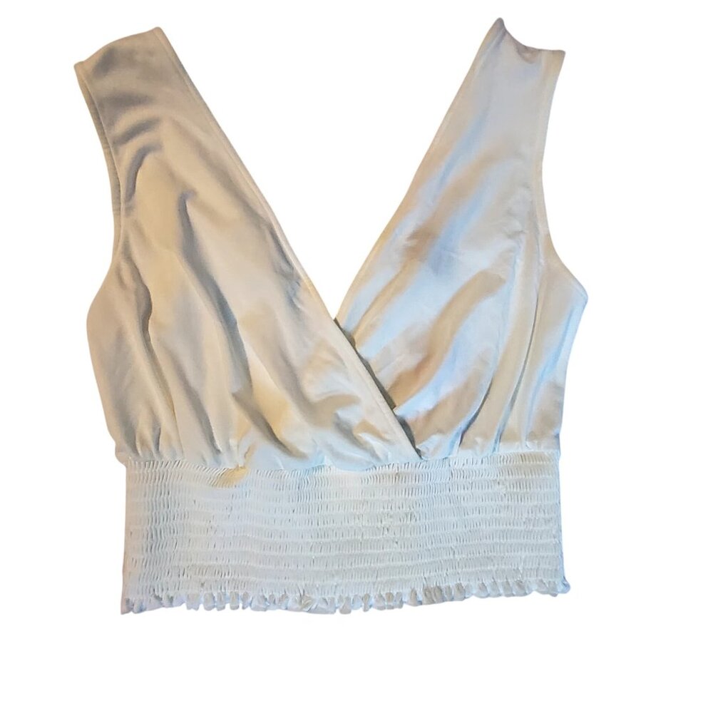 Wild Fable White Sleeveless  Smocked Crop Top Size Medium Deep  V-neckline